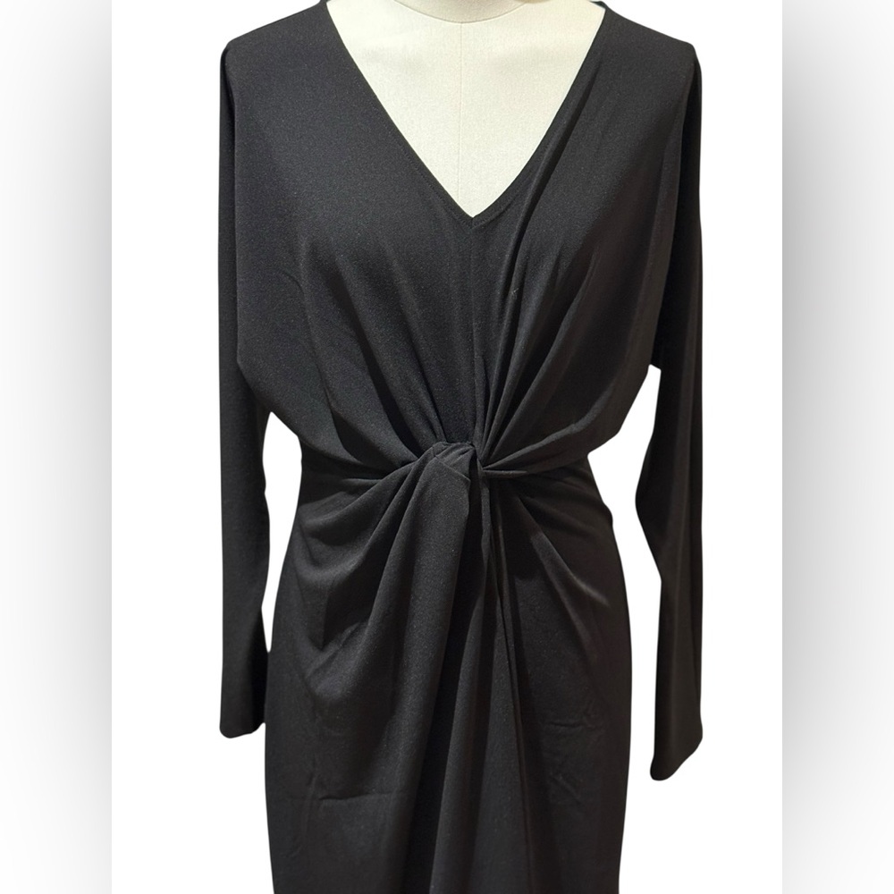 NWT - Universal Standard Plunge Neck Twist Midi Dress in Black Size Medium - Picture 5 of 7
